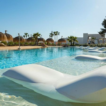 Eques Petit Resort Кала де Ор Экстерьер фото