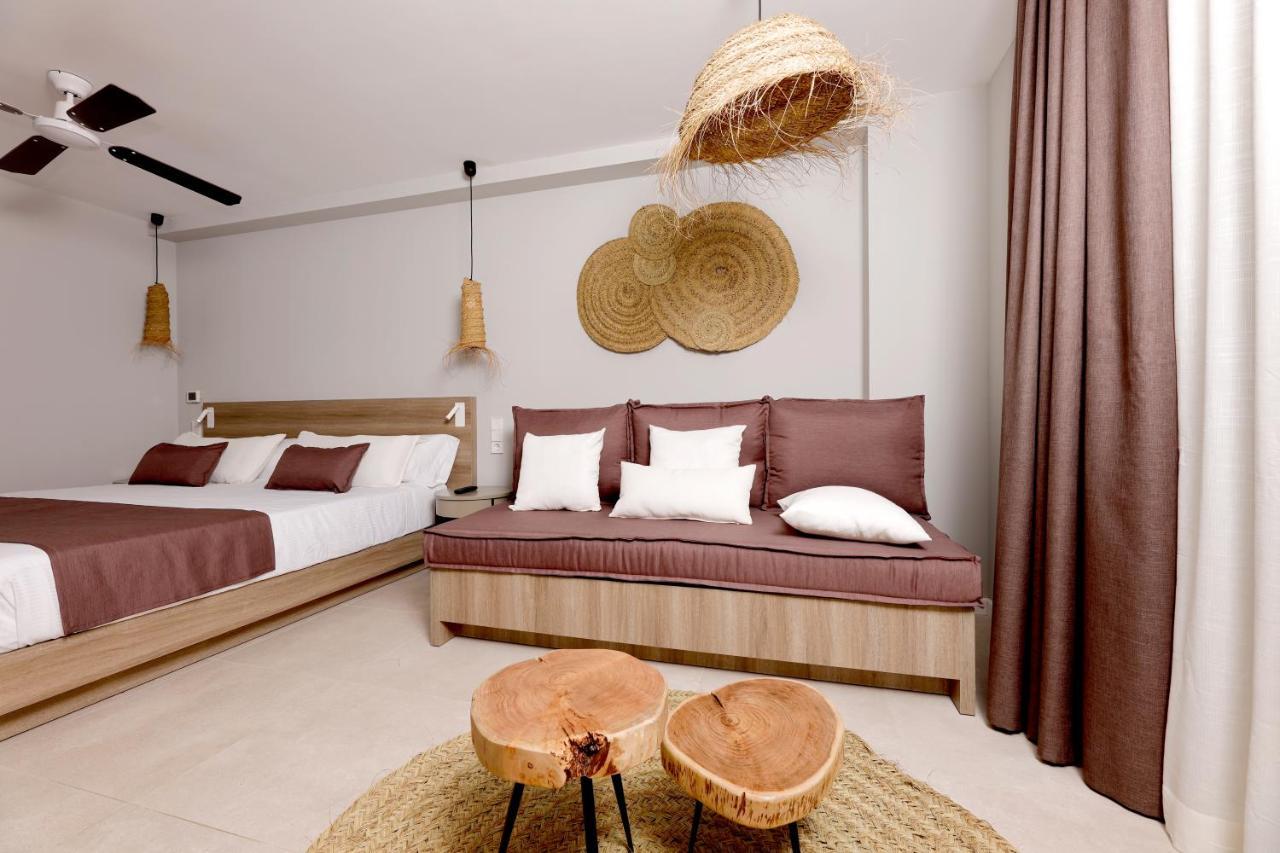 Eques Petit Resort Кала де Ор Экстерьер фото