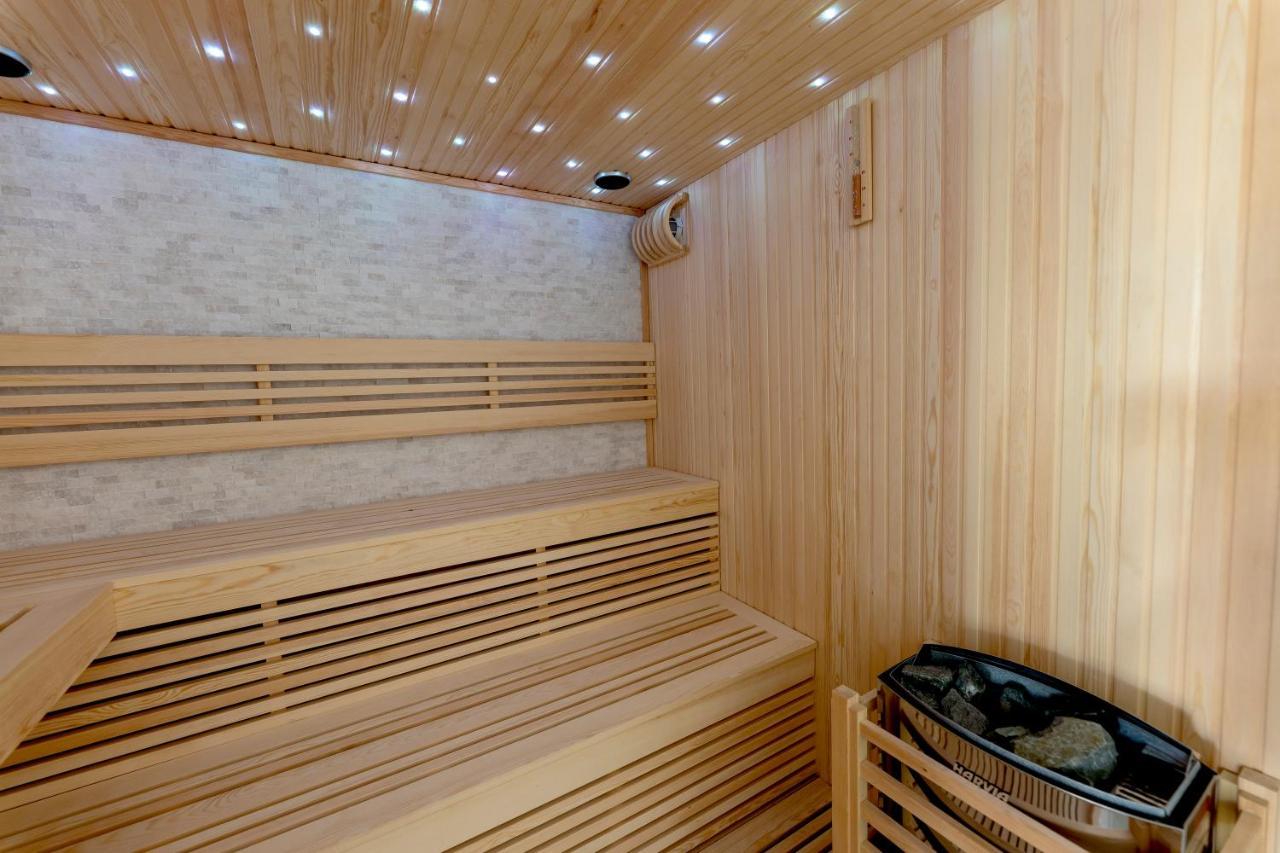 Eques Petit Resort Кала де Ор Экстерьер фото
